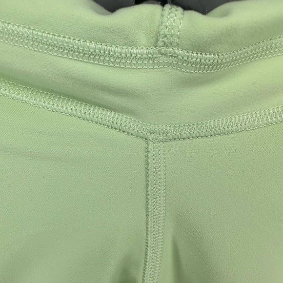 Lululemon Align High-Rise Crop Size 12 - Picture 7 of 9